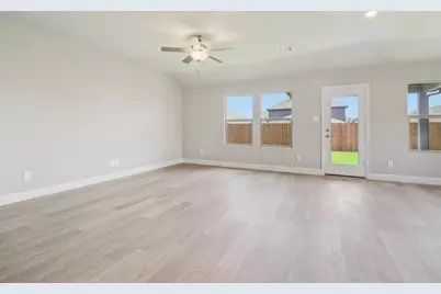 1938 Tradition Dr, Seagoville, TX 75159 - Photo 4
