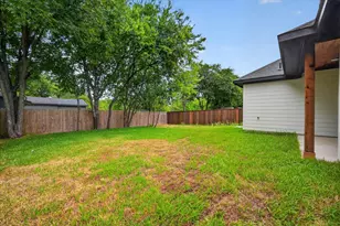 5005 Shackleford St, Fort Worth, TX 76119 - Photo 30