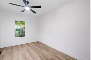 1413 N Wilhite St, Cleburne, TX 76031 - Photo 4