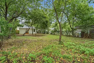 1413 N Wilhite St, Cleburne, TX 76031 - Photo 28