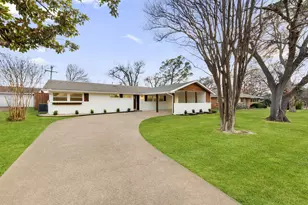 3616 Woodleigh Dr, Dallas, TX 75229 - Photo 1