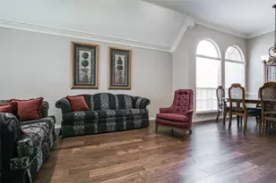 4040 Wellington Ln, Grapevine, TX 76051 - Photo 4