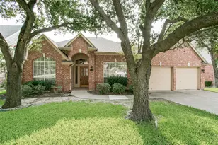 4040 Wellington Ln, Grapevine, TX 76051 - Photo 1