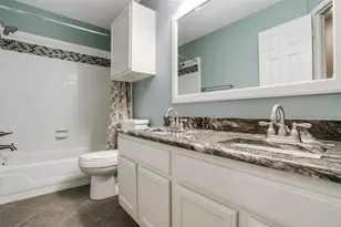 4040 Wellington Ln, Grapevine, TX 76051 - Photo 16