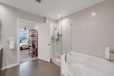 2323 N Houston Street #202, Dallas, TX 75219 - Photo 20