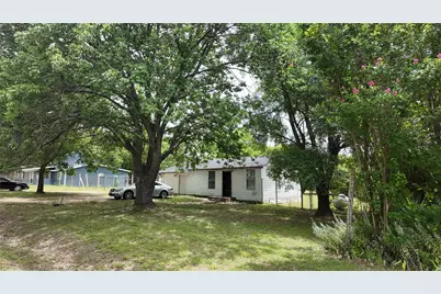 327 S Overlook Drive, Red Oak, TX 75154 - Photo 1