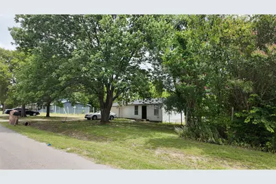 327 S Overlook Drive, Red Oak, TX 75154 - Photo 4