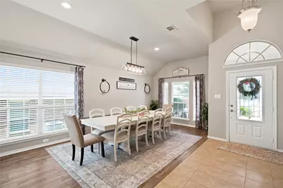8 Tallwood Lane, Edgecliff Village, TX 76134 - Photo 2