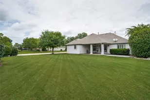 9633 Applewood Trail, Denton, TX 76207 - Photo 12
