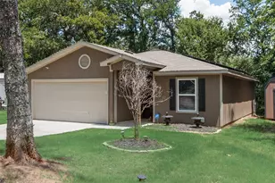 1312 Dawn Ct, Pelican Bay, TX 76020 - Photo 1