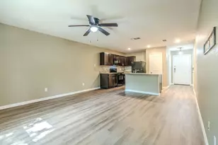 1312 Dawn Ct, Pelican Bay, TX 76020 - Photo 4