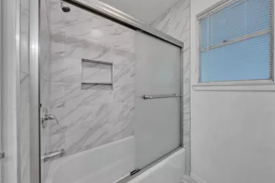 3407 NE 10th Street, Mineral Wells, TX 76067 - Photo 16