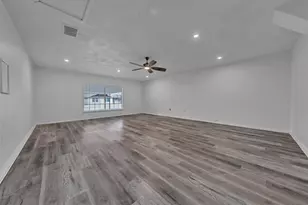 3407 NE 10th St, Mineral Wells, TX 76067 - Photo 6