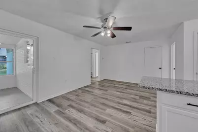 3407 NE 10th Street, Mineral Wells, TX 76067 - Photo 12