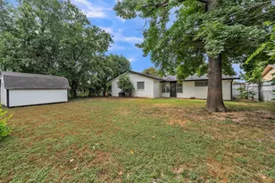3407 NE 10th St, Mineral Wells, TX 76067 - Photo 26