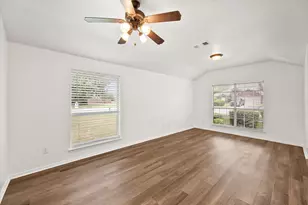 4406 Fox Meadows Ln, Mansfield, TX 76063 - Photo 6