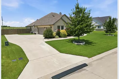 15005 Lost Wagon Street, Justin, TX 76247 - Photo 32