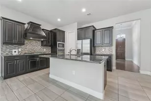 3421 Poinsettia Wy, Irving, TX 75038 - Photo 6