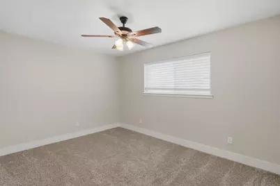 332 S Sealy Avenue, Justin, TX 76247 - Photo 26