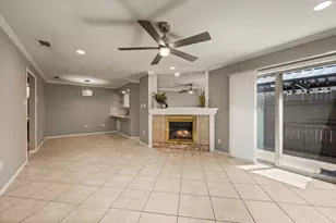 2320 Torrington Dr, Arlington, TX 76012 - Photo 6