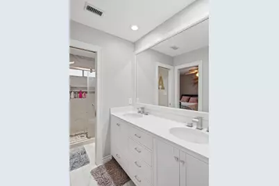 4011 Province Drive, Carrollton, TX 75007 - Photo 20