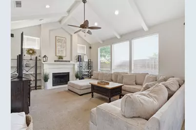 4011 Province Drive, Carrollton, TX 75007 - Photo 6