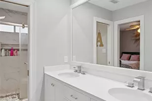 4011 Province Dr, Carrollton, TX 75007 - Photo 20