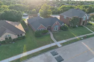 4011 Province Dr, Carrollton, TX 75007 - Photo 34
