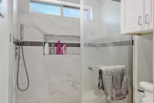 4011 Province Dr, Carrollton, TX 75007 - Photo 20