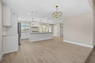 1912 Primrose Ln, Carrollton, TX 75007 - Photo 10