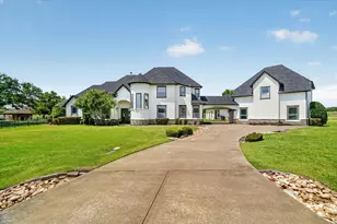 1717 Taylor Bridge Ct, Burleson, TX 76028 - Photo 1