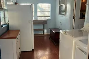 102 E 14th St, Joshua, TX 76058 - Photo 12