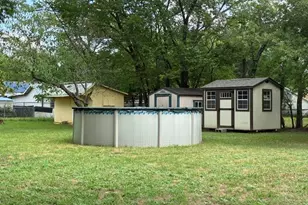 102 E 14th St, Joshua, TX 76058 - Photo 20