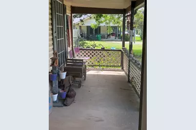 102 E 14th Street, Joshua, TX 76058 - Photo 22