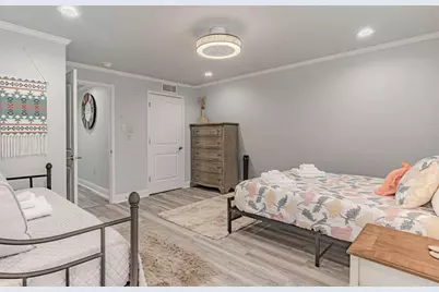 1011 Pawnee Trail, Granbury, TX 76048 - Photo 18