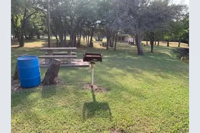 1011 Pawnee Trail, Granbury, TX 76048 - Photo 30