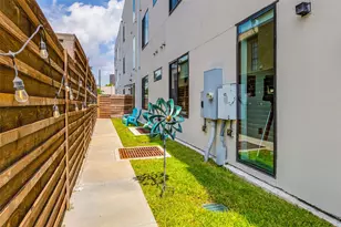 3923 Cole Ave, Dallas, TX 75204 - Photo 24