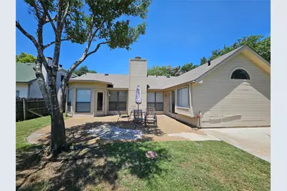 4735 Hollow Tree Drive, Arlington, TX 76018 - Photo 18