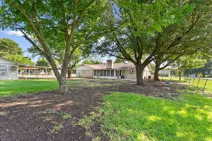 108 Towne W Dr, Lorena, TX 76655 - Photo 20