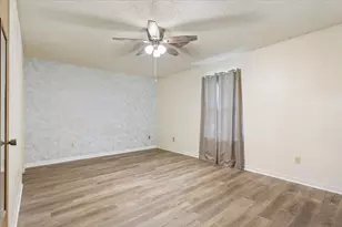 108 Towne W Dr, Lorena, TX 76655 - Photo 10