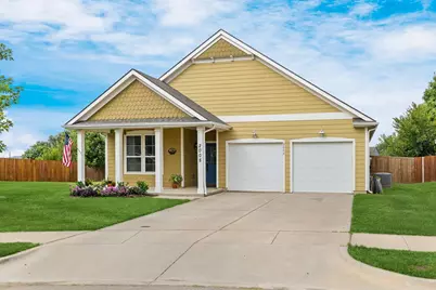 2008 Windsor Farms Drive, Denton, TX 76207 - Photo 1