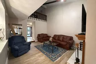 518 Campana Ct, Irving, TX 75061 - Photo 2