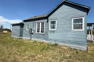 507 E Logan St, Calvert, TX 77837 - Photo 2