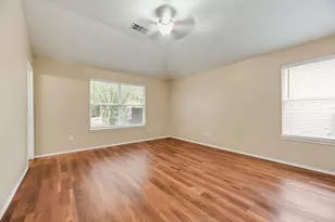 9300 Warren Dr, McKinney, TX 75071 - Photo 8