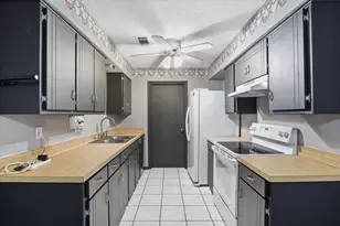 3509 Westgrove Dr, Arlington, TX 76001 - Photo 12