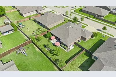 2400 Twin Post Road, Denton, TX 76208 - Photo 36