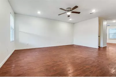 1122 Mazourka Drive, Arlington, TX 76001 - Photo 8