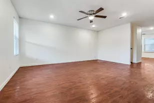 1122 Mazourka Dr, Arlington, TX 76001 - Photo 8