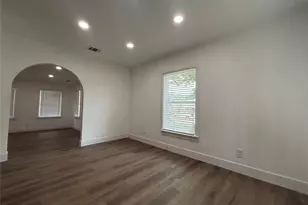 600 E Robert St, Fort Worth, TX 76104 - Photo 10