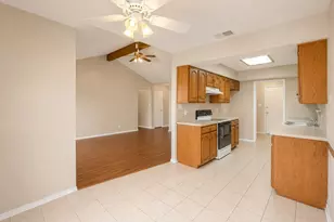 7724 Pebblebrook Dr, Watauga, TX 76148 - Photo 10